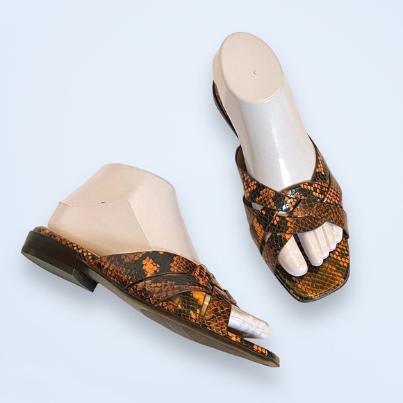 naturalizer ashford slide